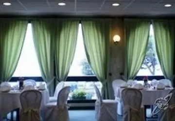 Albergo Moderno Ловере 3*,
