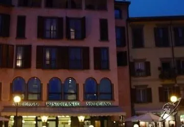 Albergo Moderno Ловере Отель