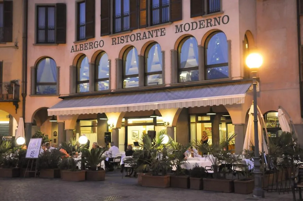 Albergo Moderno Lovere 3*,  Italy